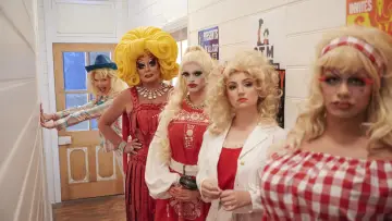 Задник до фильму"Seriously Red" #393910