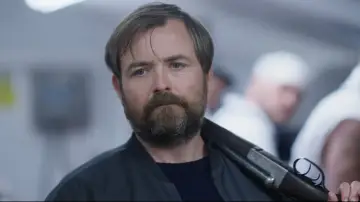 Задник до фильму"Bull" #456944