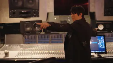 Задник до фильму"Diane Warren: Relentless" #635547