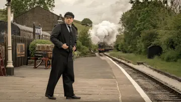 Задник до фільму "The Railway Children Return" #1860969