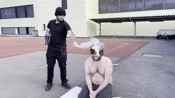 Задник до фильму"Can i Die on Camera?" #434621