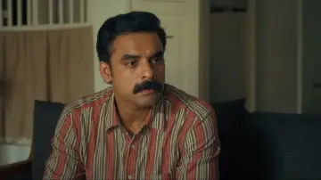 Задник до фильму"അന്വേഷിപ്പിൻ കണ്ടെത്തും" #366759