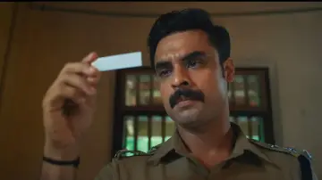 Задник до фильму"അന്വേഷിപ്പിൻ കണ്ടെത്തും" #366762