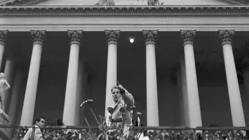 Задник до фільму "The Unelected Statesman" #1227857