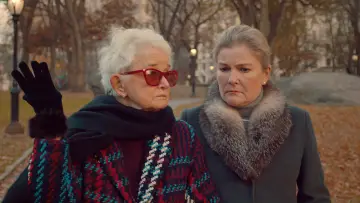 Задник до фильму"The Magnificent Meyersons" #382774