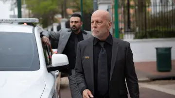 Задник до фильму"Загін «Примара»" #323262