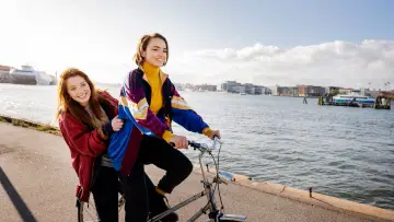 Задник до фильму"Så jävla easy going" #367289