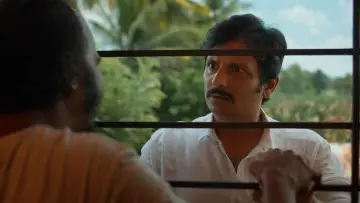 Задник до фильму"தலைவர் தம்பி தலைமையில்" #537258