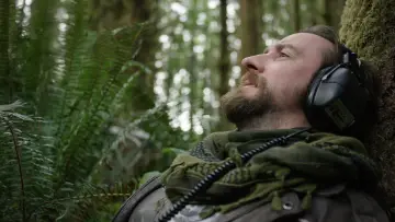 Задник до фильму"Hunters" #434725