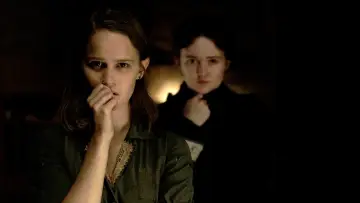 Задник до фільму "Love Gets a Room" #1860720