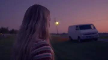 Задник до фильму"The Man in the White Van" #586571
