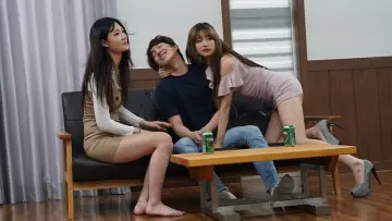 Задник до фильму"섹귀 : 섹스에 미친 귀신들" #880598