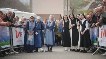 Задник до фильму"Монашки на драйві!" #190719