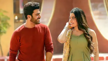 Задник до фільму "ఆడవాళ్లు మీకు జోహార్లు" #1150431