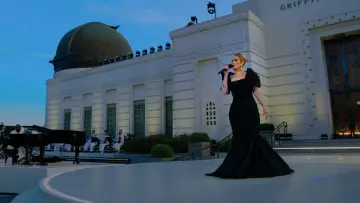 Задник до фильму"Adele One Night Only" #411182