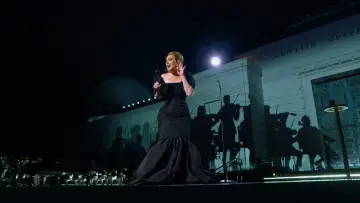 Задник до фильму"Adele One Night Only" #411191