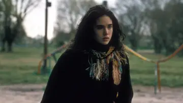 Задник до фильму"Of Love and Shadows" #973551