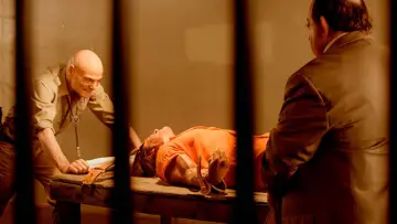 Задник до фильму"The Human Centipede 3 (Final Sequence)" #506856
