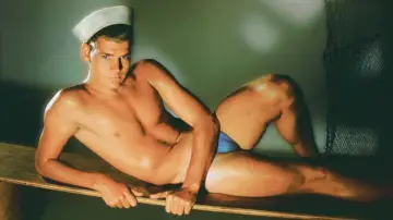 Задник до фільму "Beefcake" #1725606