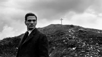 Задник до фільму "The Treasure of His Youth: The Photographs of Paolo Di Paolo" #1619996