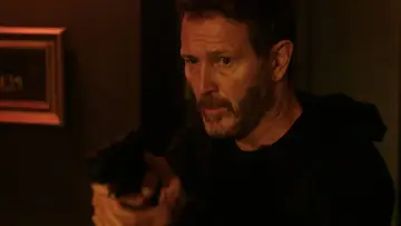 Задник до фильму"Renegades" #317343