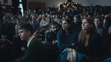 Задник до фільму "R.M.N." #375668