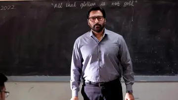 Задник до фильму"நிறங்கள் மூன்று" #1153421