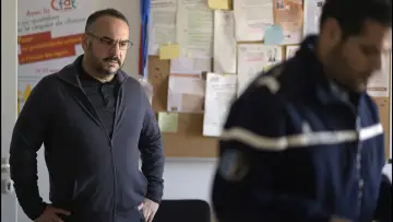 Задник до фильму"La Syndicaliste" #376608