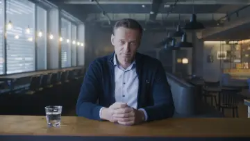 Задник до фильму"Navalny" #370492