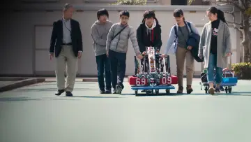 Задник до фільму "More Than Robots" #1568758