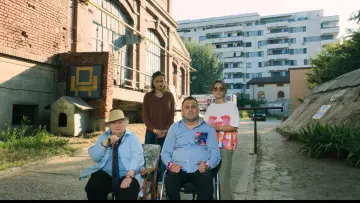 Задник до фильму"Не очікуйте забагато від кінця світу" #503565