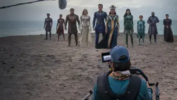 Задник до фільму "Marvel Studios Assembled: The Making of Eternals" #1658398