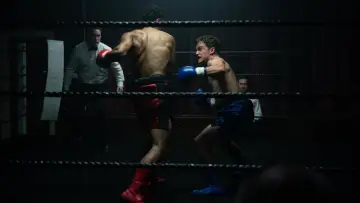 Задник до фильму"Punch" #500183