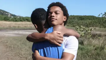 Задник до фільму "Nosso Sonho" #384110