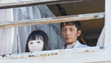 Задник до фильму"この子は邪悪" #416038