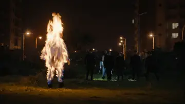 Задник до фильму"أشكال" #465784