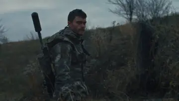 Задник до фильму"Снайпер. Білий ворон" #203848
