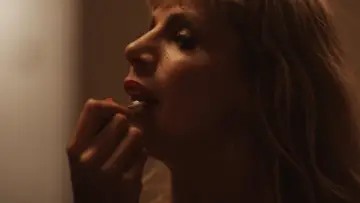 Задник до фильму"Looks Can Kill" #340140