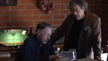 Задник до фильму"Кілер іде геть" #442295
