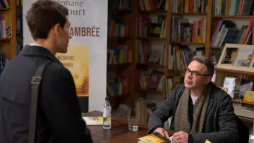 Задник до фільму "Arrête avec tes mensonges" #1563108