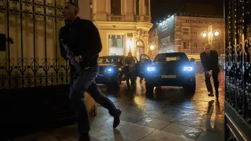 Задник до фільму "Код «Чорна канарка»" #623152