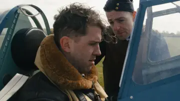 Задник до фильму"Spitfire Over Berlin" #455526