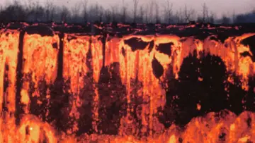 Задник до фильму"The Fire Within: A Requiem for Katia and Maurice Krafft" #702627