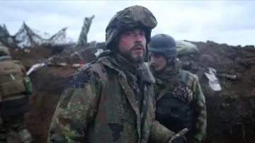 Задник до фильму"Залізна сотня" #926518