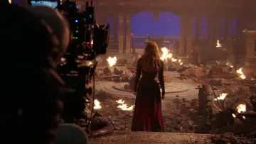 Задник до фильму"Marvel Studios Assembled: The Making of Doctor Strange in the Multiverse of Madness" #1111103