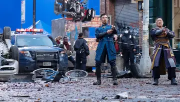 Задник до фильму"Marvel Studios Assembled: The Making of Doctor Strange in the Multiverse of Madness" #471434