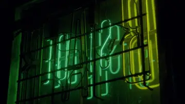 Задник до фильму"Опале листя" #755449