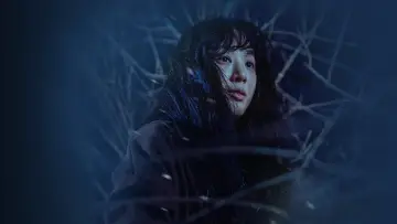 Задник до фільму "하얀 차를 탄 여자" #818083