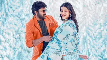 Задник до фильму"వాల్తేరు వీరయ్య" #387095