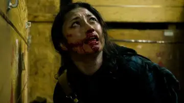 Задник до фильму"Hunt Her, Kill Her" #415395